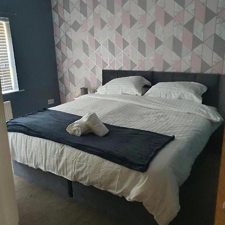 Double Bedroom 96Glc Greater Manchester Middleton  Extérieur photo